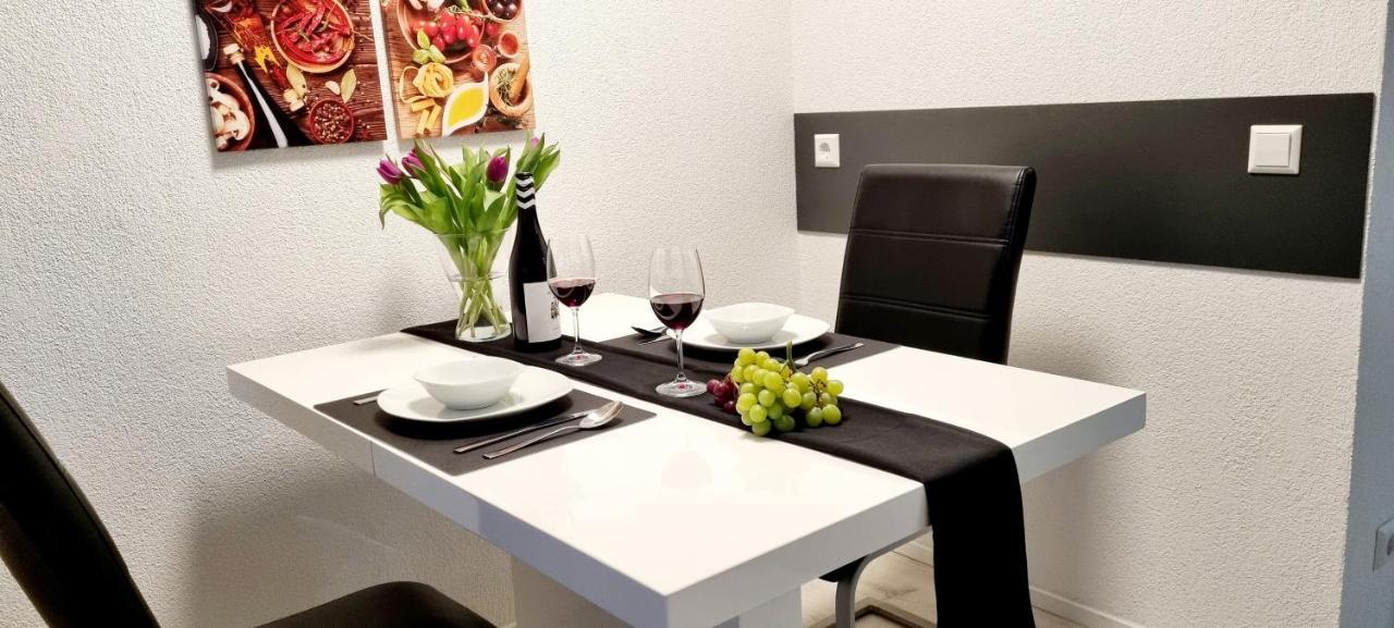 New Modern Selfcheckin Publicfreeparking Highspeed Wifi Kingsizebed Apartment Baden-Baden Ngoại thất bức ảnh