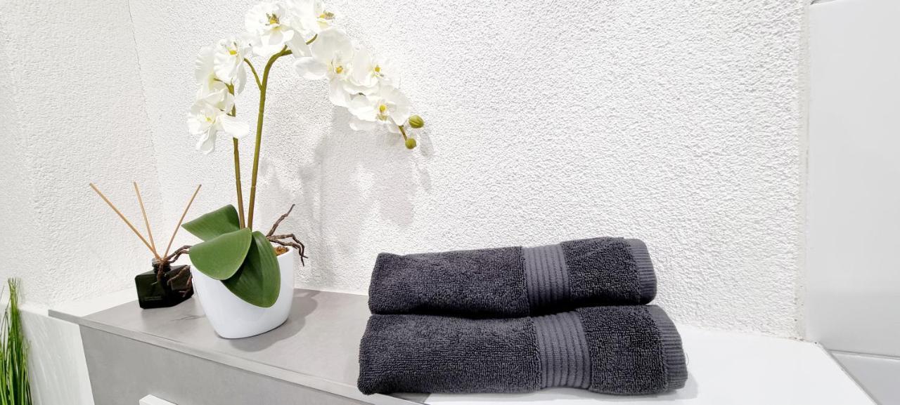 New Modern Selfcheckin Publicfreeparking Highspeed Wifi Kingsizebed Apartment Baden-Baden Ngoại thất bức ảnh